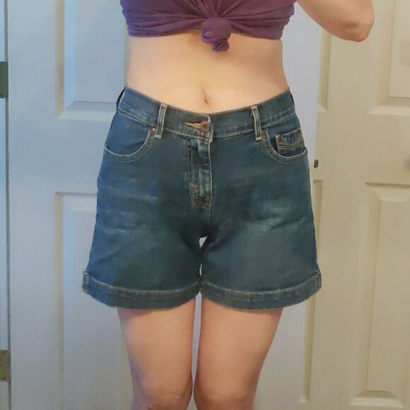 Vintage Levi's 515 high rise shorts sz 4 - Picture 2 of 14